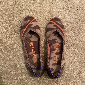 Rothys flats